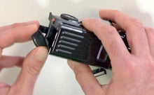 Kids Globe Pull-Back Landrover Defender W/Light & Sound asst