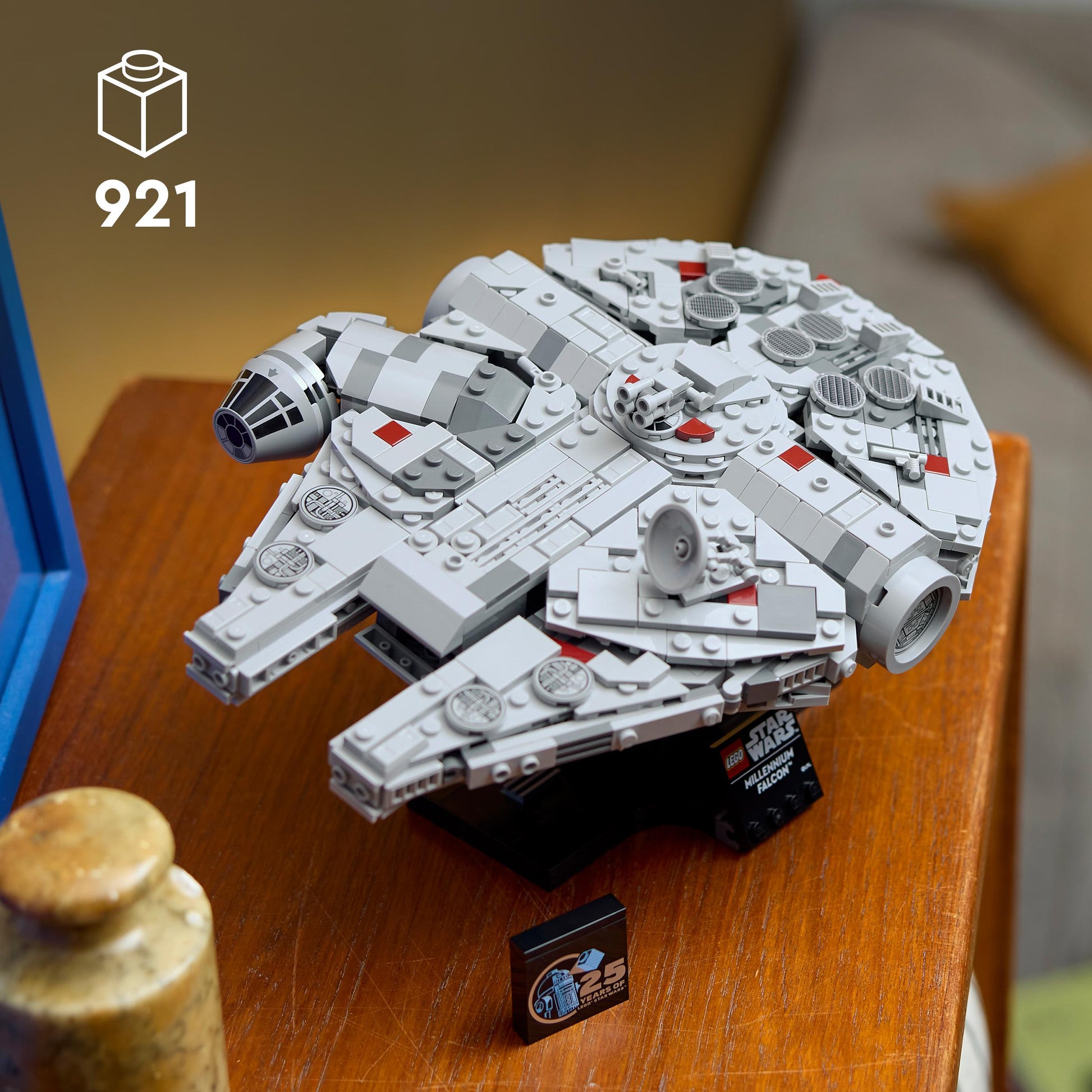 Lego Star Wars TM 75375 Millenium Falcon