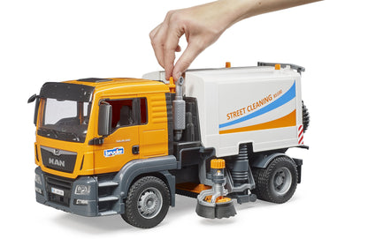 Bruder Man TGS Street Sweeper