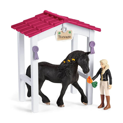 Schleich Horse Box with Horse Club Tori & Princess