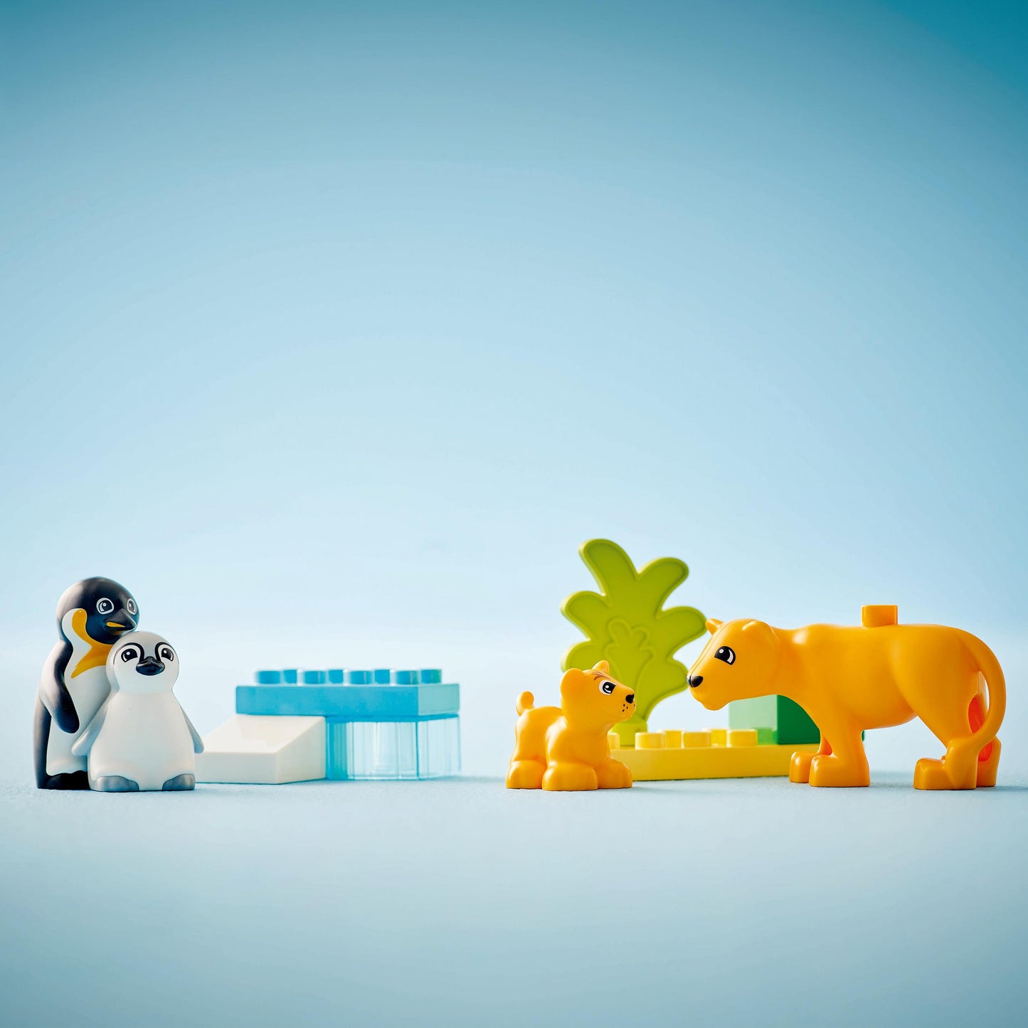Lego DUPLO Town 10442 Wild Animal Families: Penguins & Lions