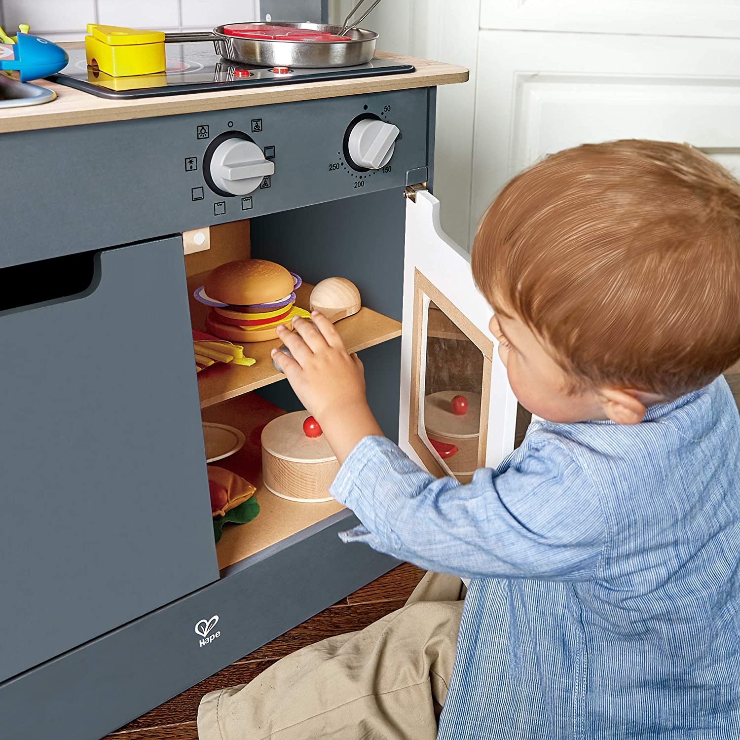 Hape Kitchen with Light & Sound
