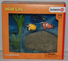 Schleich Wild Life Corral Fish