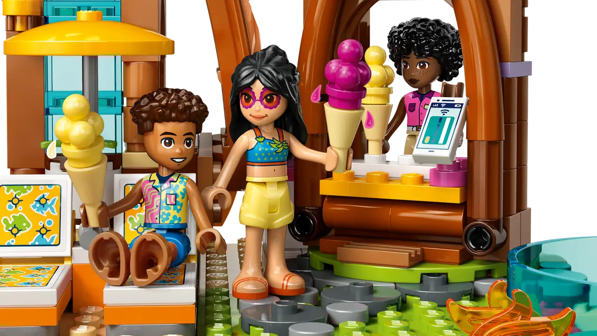 Lego Friends 42673 Family Vacation Beach Resort