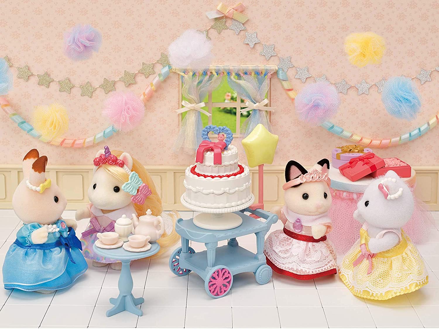 Sylvanian Families Party Time Playset -Tuxedo Cat Girl-