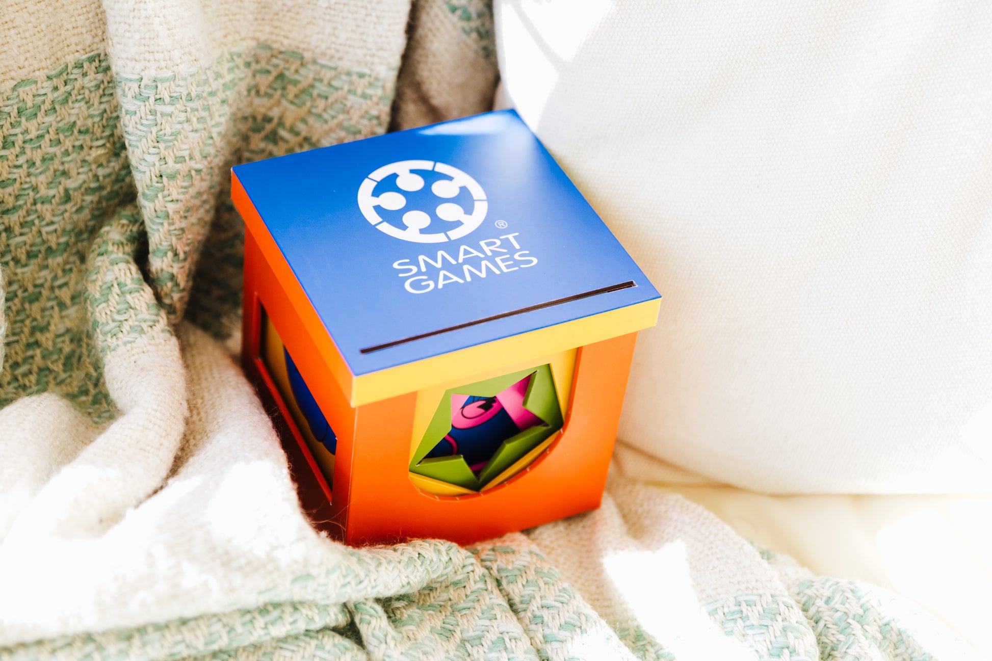 Smart Games Peek-A-Zoo