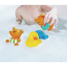 Hape Teddy and Friends Bath Squirts