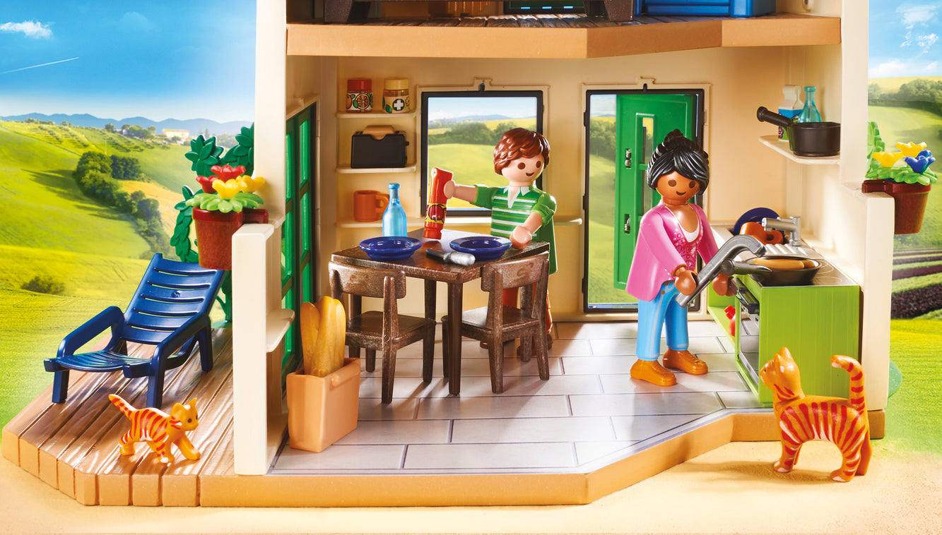 Playmobil 70133 Country Modern Farm House