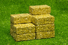 Kids Globe 1:32 Square Bales - Set Of 4