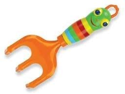 Melissa & Doug Giddy Bug Cultivator