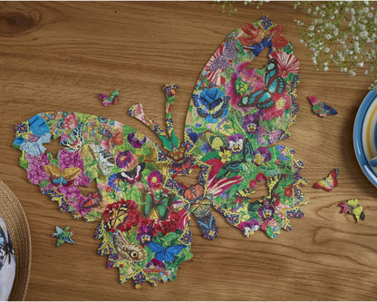 Wentworth Wooden Puzzles Butterfly Kaleidoscope - maxi shaped puzzle 210 Pieces