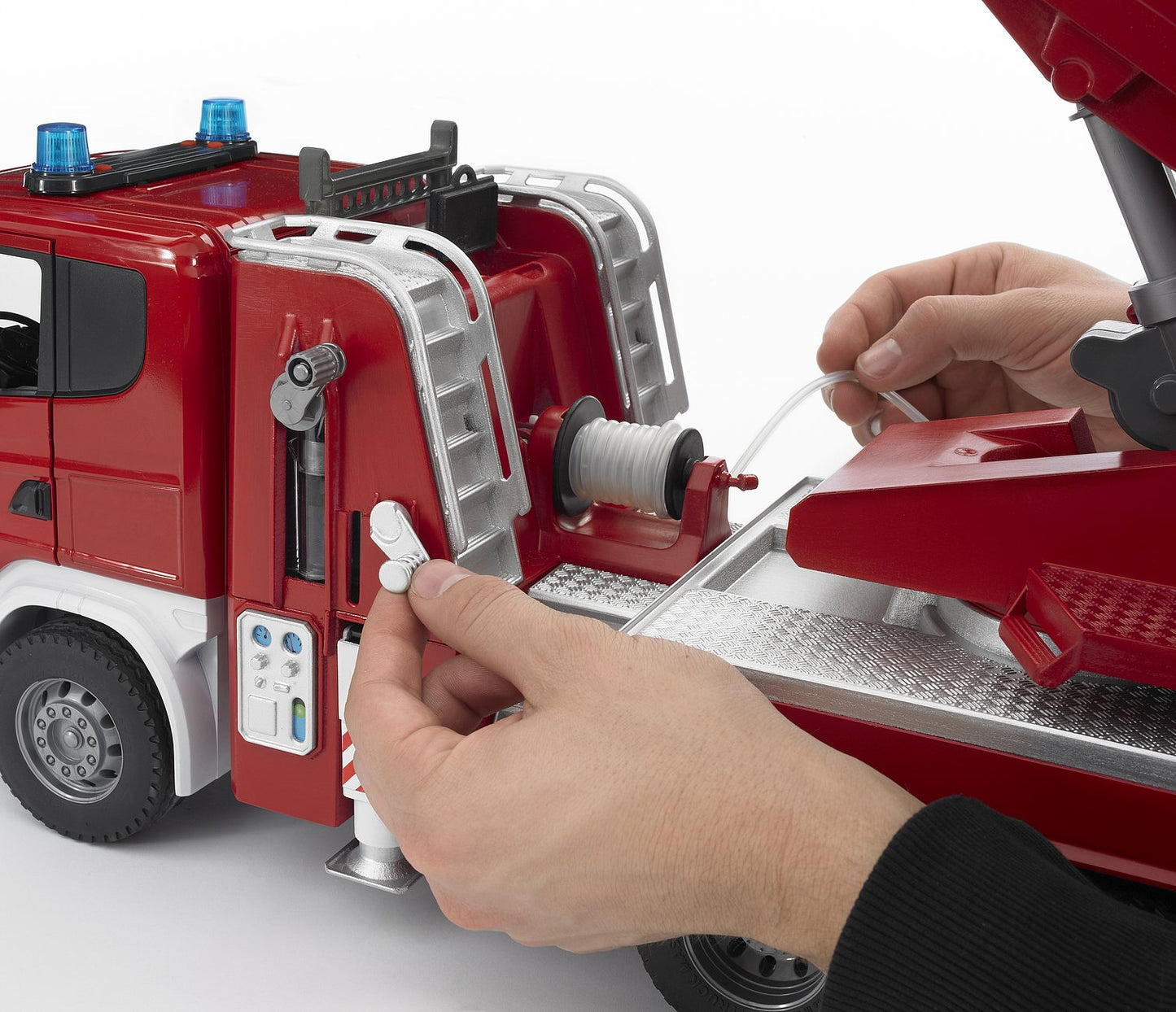 Bruder Scania R-Series Fire Engine