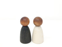 Grapat Adults Nins Dark Wood