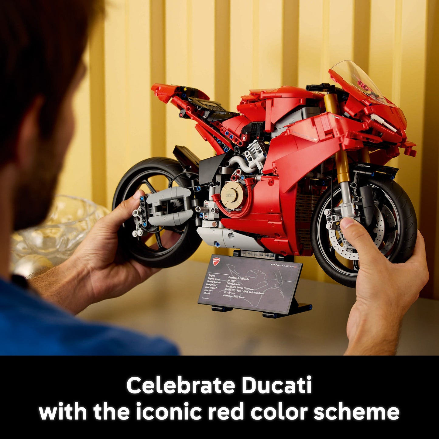 Lego Technic 42202 Ducati Panigale V4 S Motorcycle