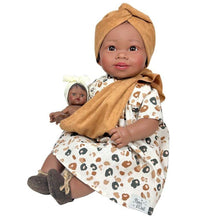 Nines D'Onil María Con Bebé Camel Case