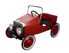 Great Gizmos Classic Pedal Car Red