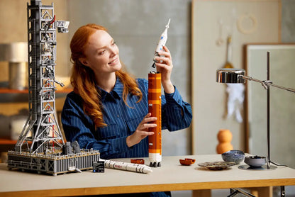 Lego Icons 10341 Space Shuttle