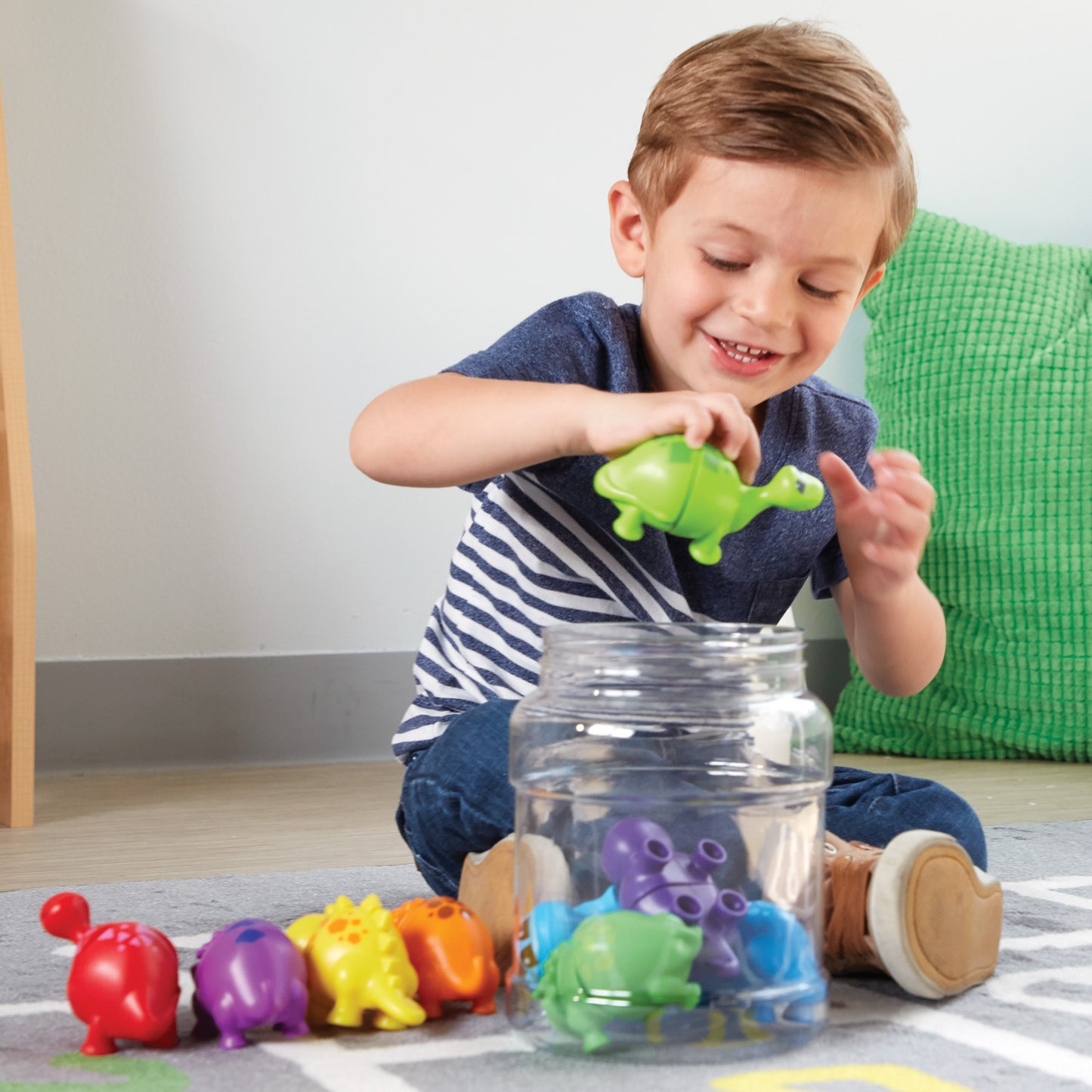 Learning Resources Snap-n-Learn™ Matching Dinos
