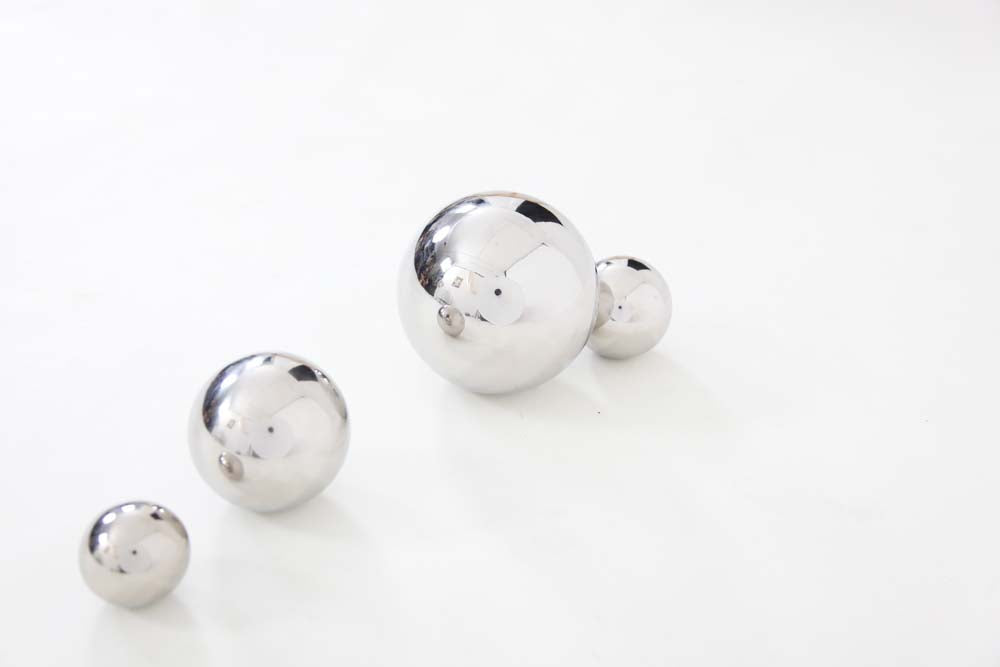 TickiT Sensory Reflective Ball Silver