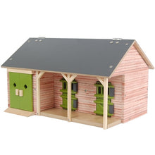 Kids Globe 1:32 Horse Stable W/ 2 Boxes