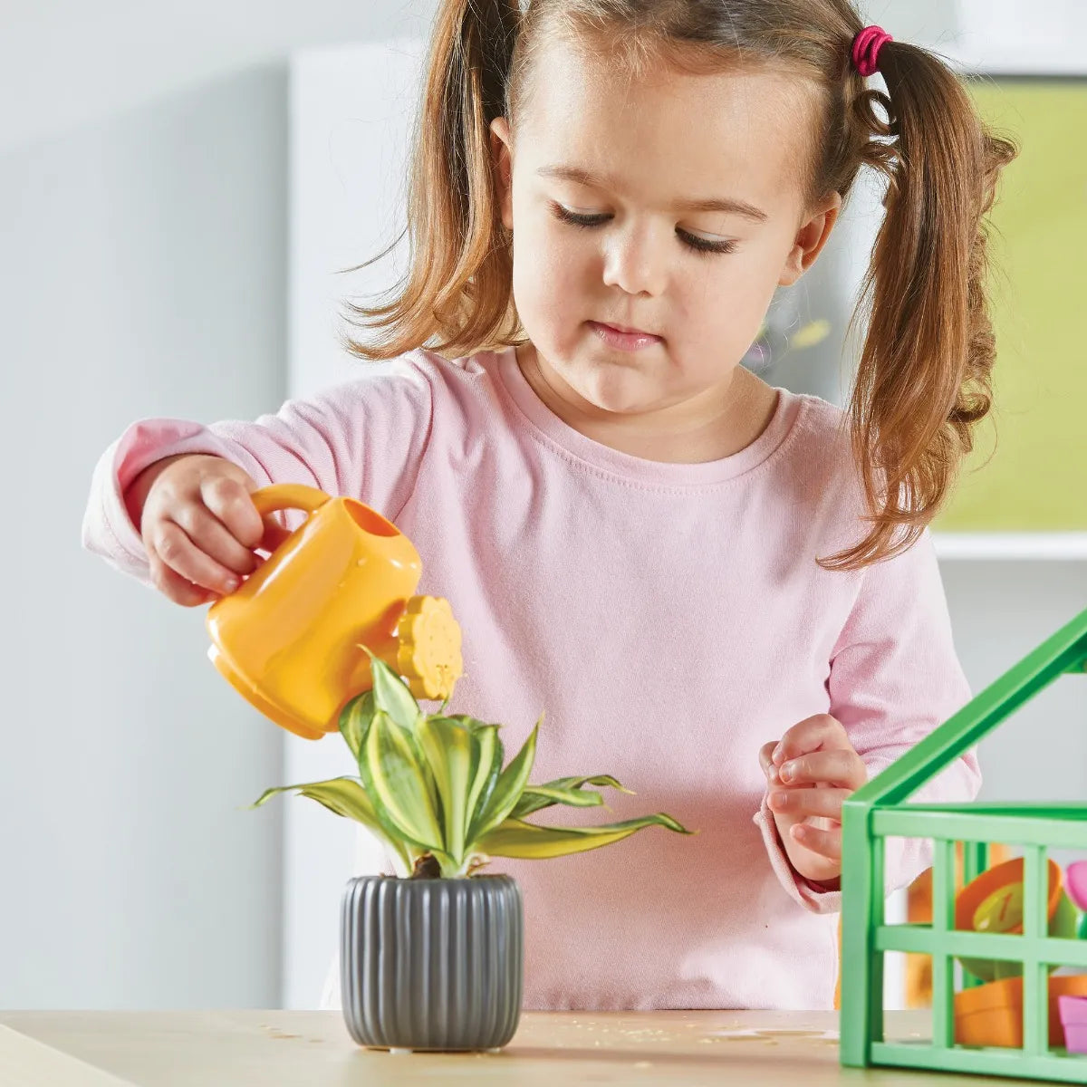 Learning Resources Growing Greenhouse Colour & Number Playset