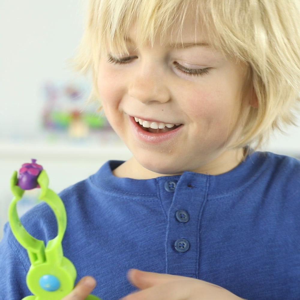 Learning Resources Beaker Creatures® Liquid Reactor Super Lab