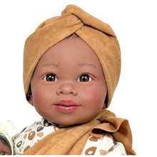 Nines D'Onil María Con Bebé Camel Case