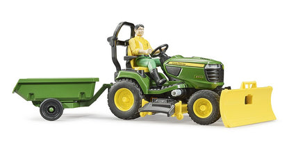 Bruder Bworld JD Lawn Tractor w/accessories