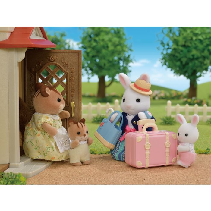 Sylvanian Families Weekend Travel Set -Snow Rabbit Mother-