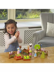 Orange Tree Toys Peter Rabbit Play Set