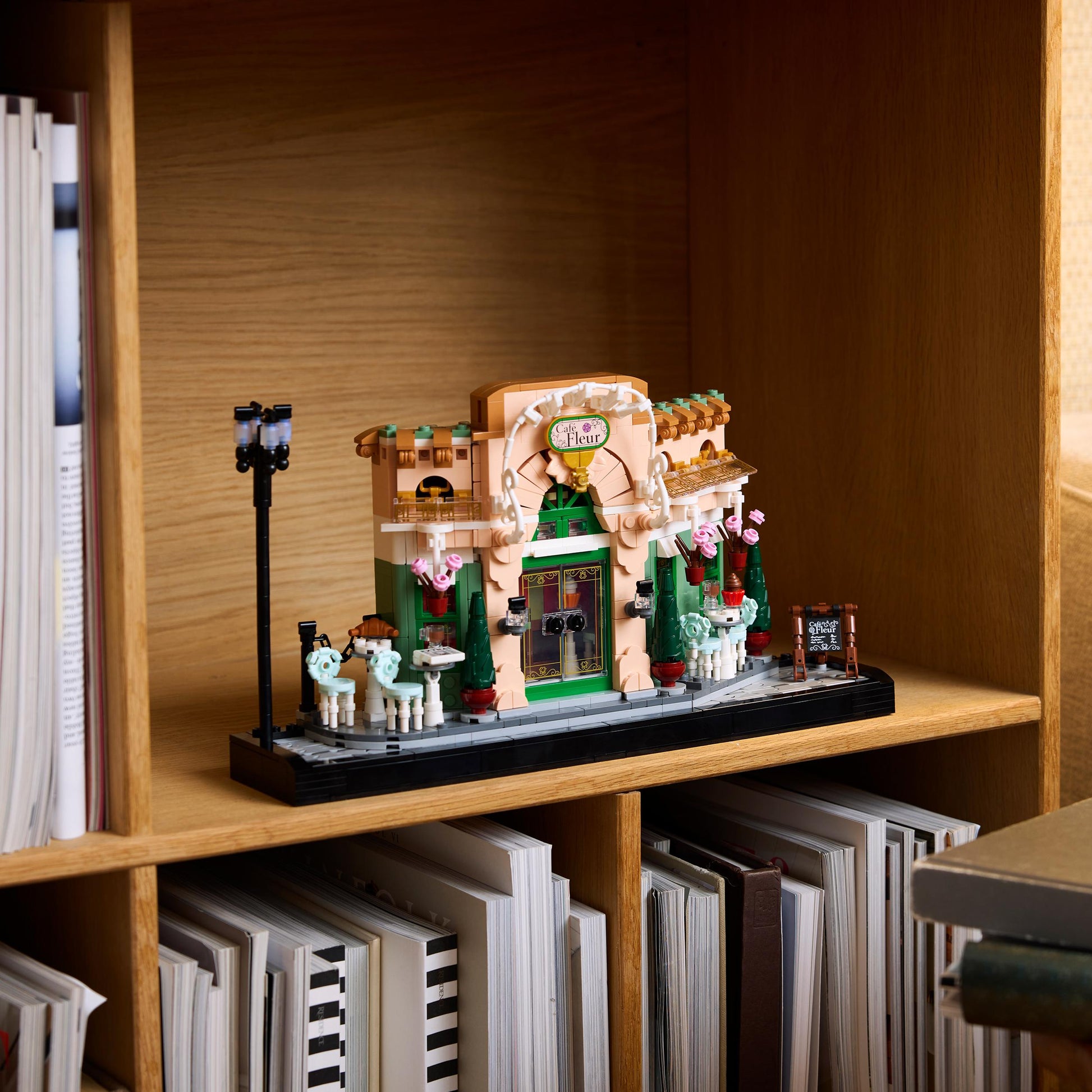 Lego Icons 10362 Parisian House