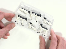 Kids Globe 1:32 6 Pk Black/White Calves Lying/Standing