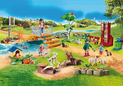 Playmobil 70342 Family Fun Petting Zoo