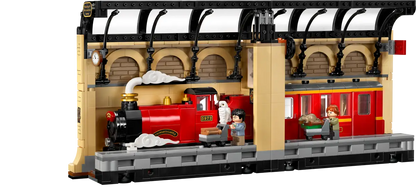 Lego Harry Potter TM 76450 Book Nook: Hogwarts™ Express