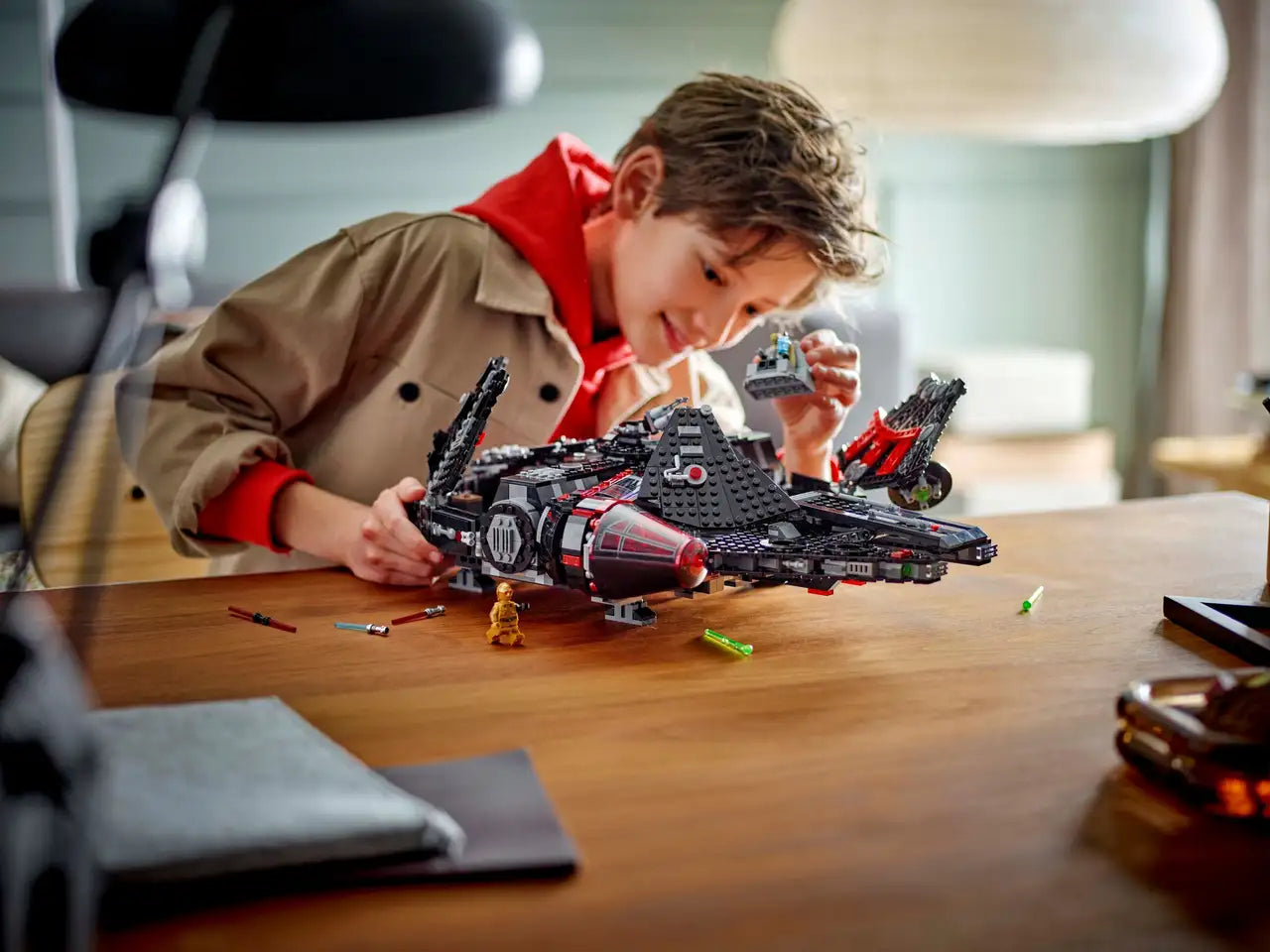 Lego Star Wars TM 75389 The Dark Falcon