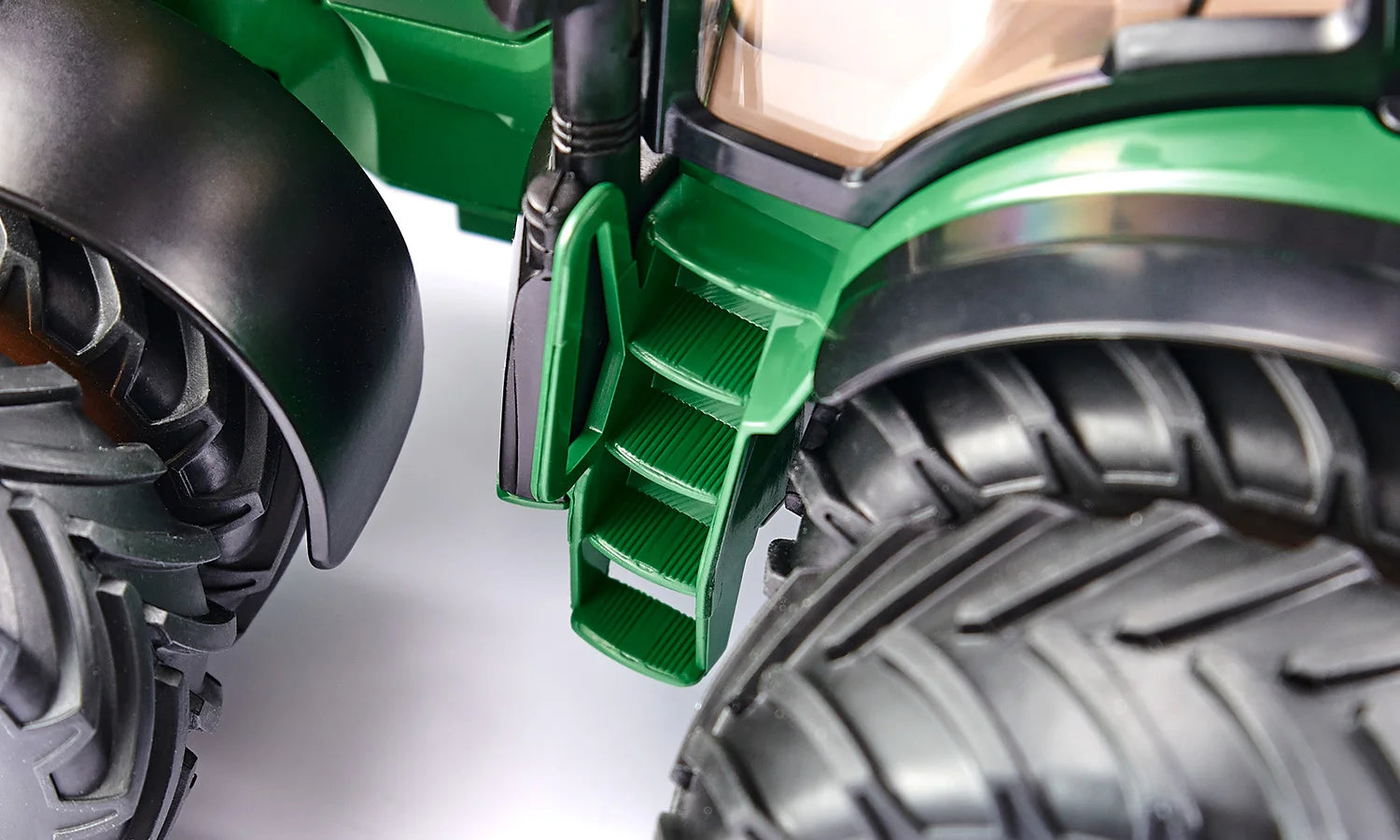 Siku 1:32 John Deere 7290R On Duals With Bluetooth App
