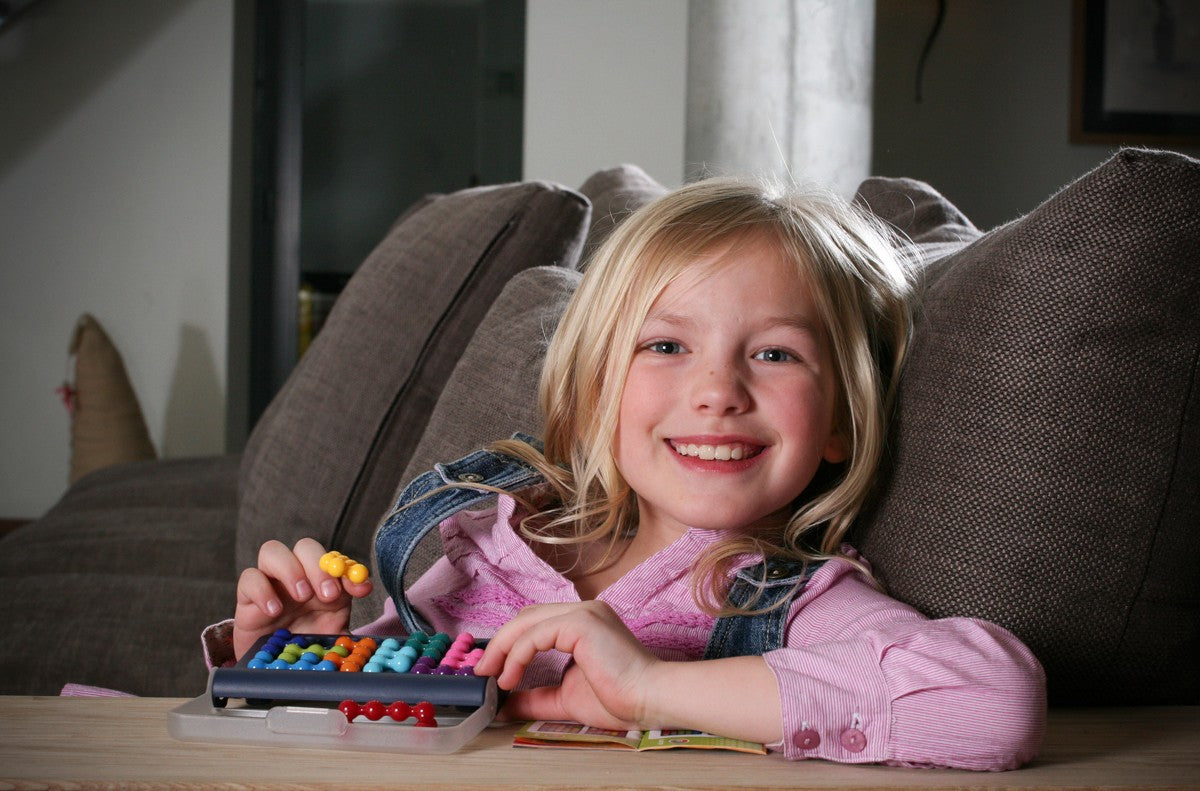 Smart Games: IQ Fit