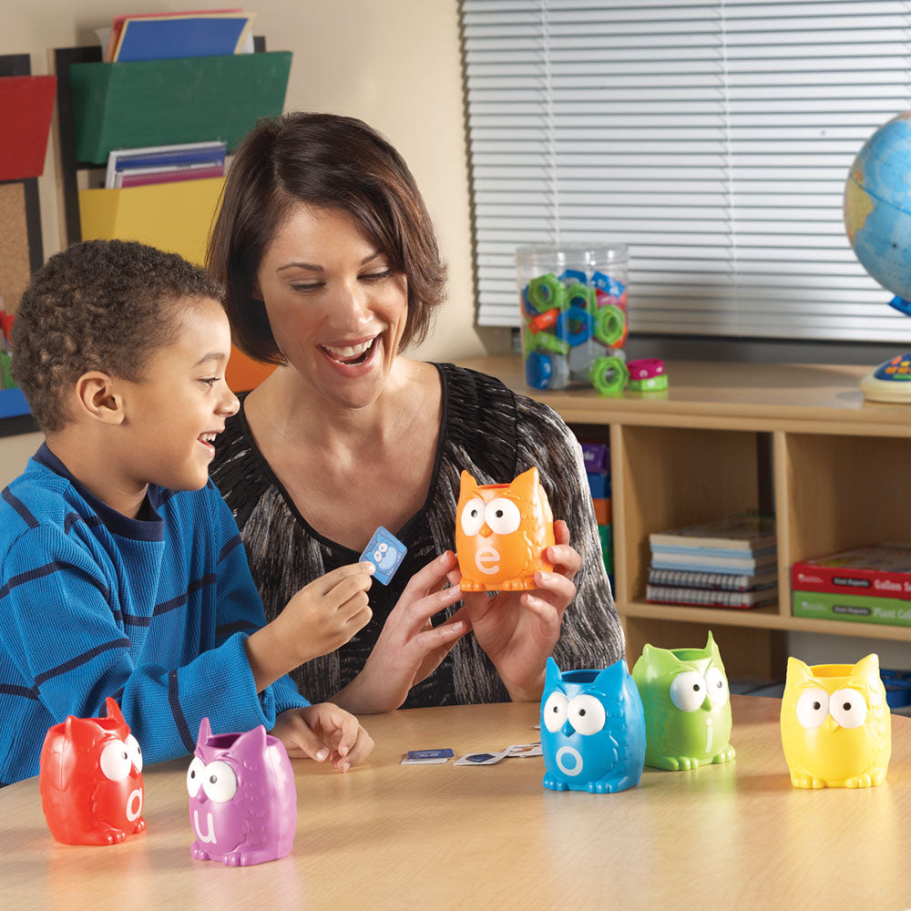Learning Resources Vowel Owls™ Sorting Set