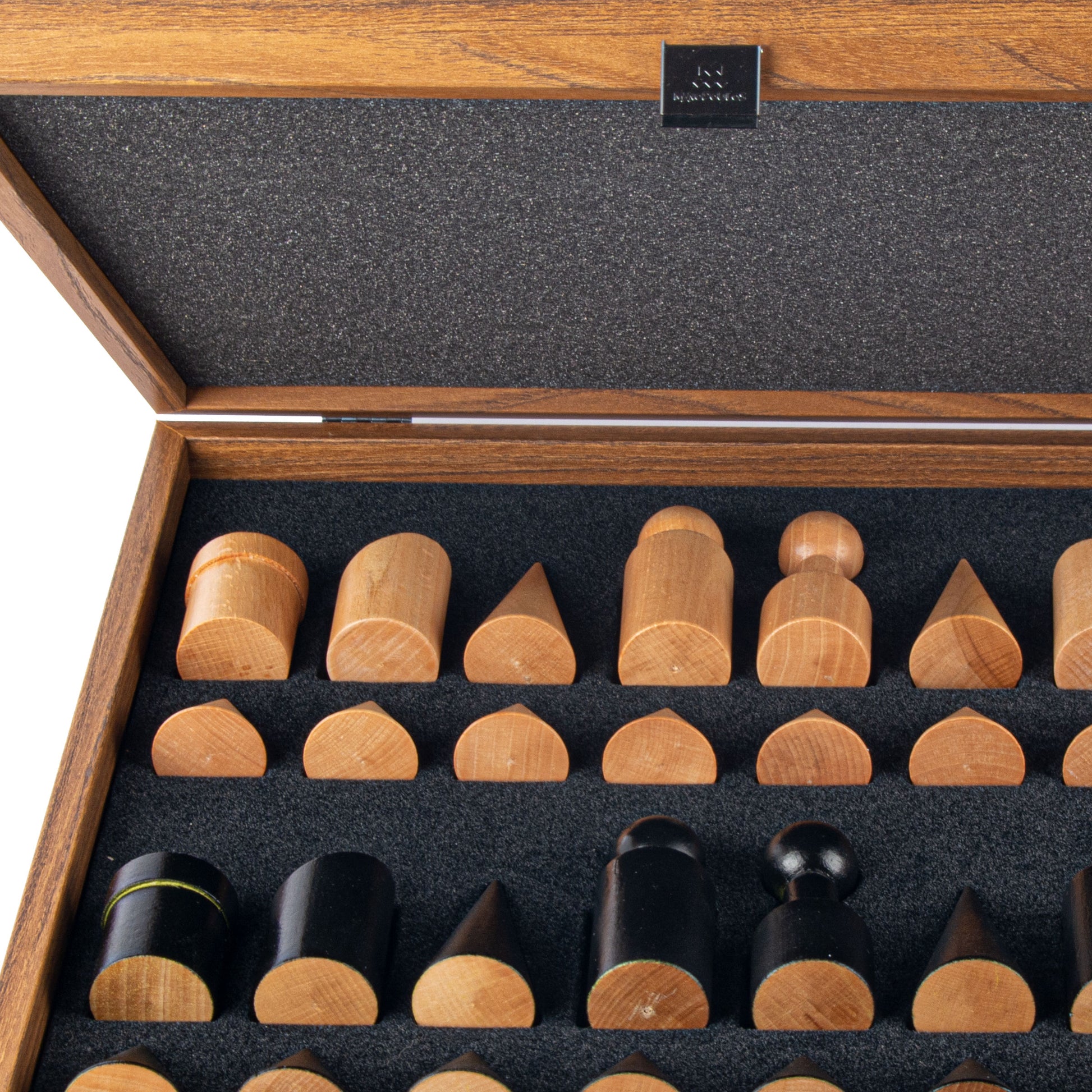 Manopoulos Wooden Chess Set in Bauhaus Style