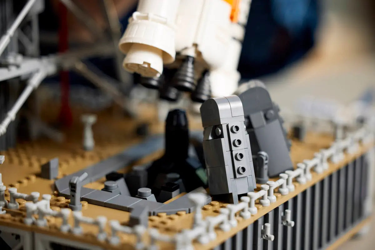 Lego Icons 10341 Space Shuttle