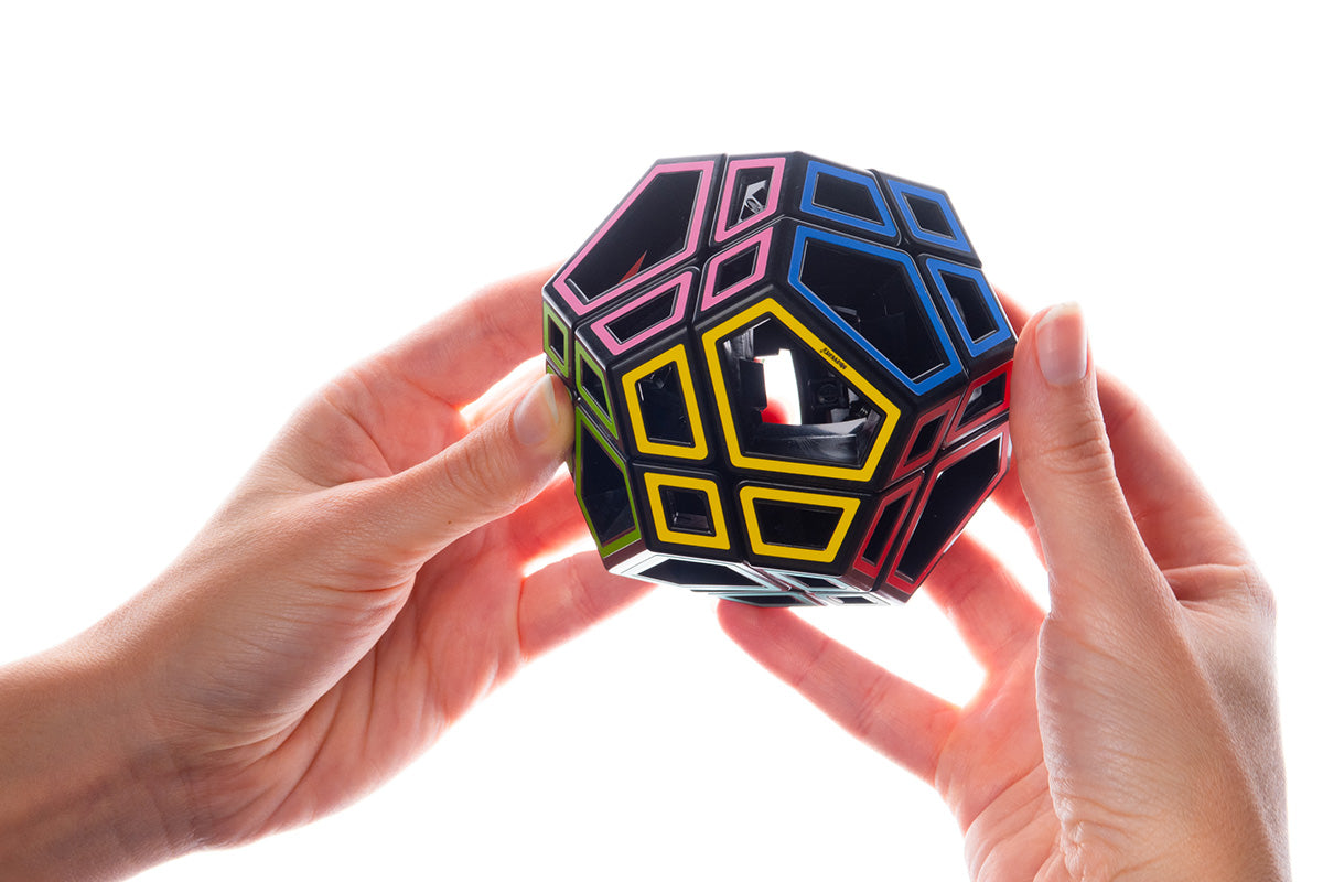 Recent Toys Meffert’s Hollow Skewb Ultimate
