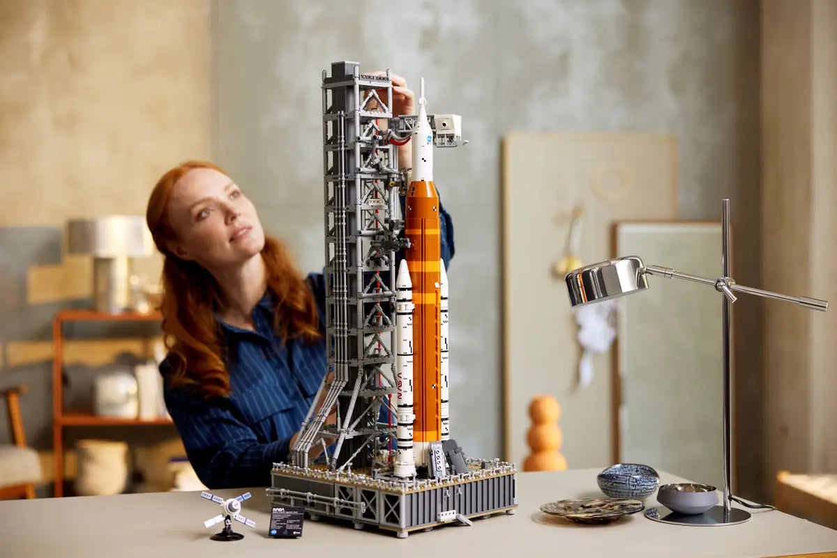 Lego Icons 10341 Space Shuttle