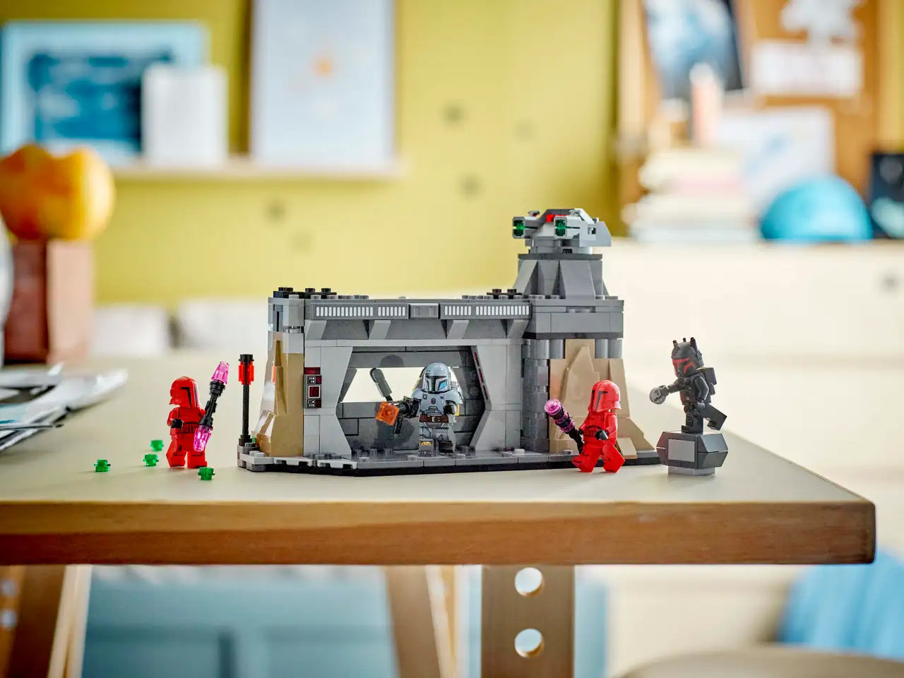 Lego Star Wars TM 75386 Paz Vizsla™ and Moff Gideon™ Battle