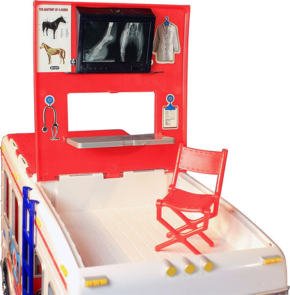 Breyer Classics Mobile Vet Clinic
