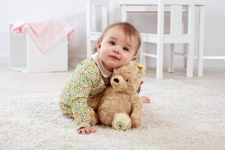 Rainbow Designs Cuddly Classic Winnie The Pooh