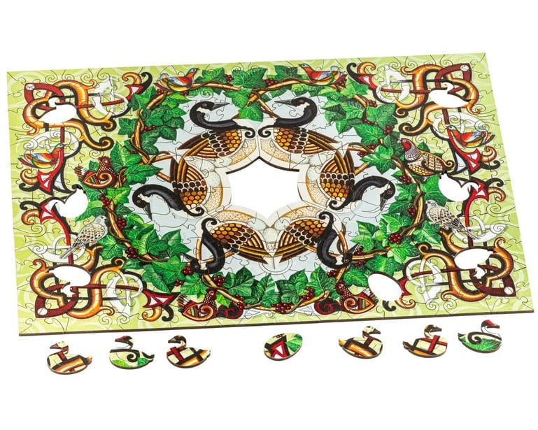 Wentworth Wooden Puzzles Six Geese a-Laying - Maxi 250 Pieces