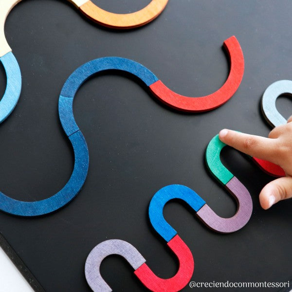 Grimms Magnet Puzzle Letter Shapes