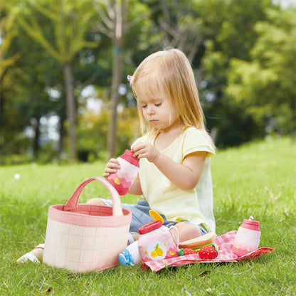 Hape Picnic set