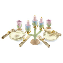 Djeco Dishes Of Princesses Dinner Set