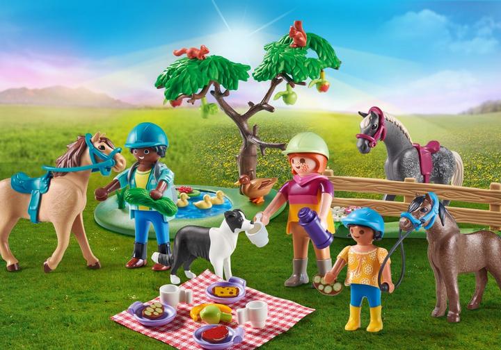 Playmobil 71239 Country Picnic Outing With Horses